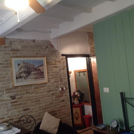 Mirella Apartment Перуджа Екстериор снимка